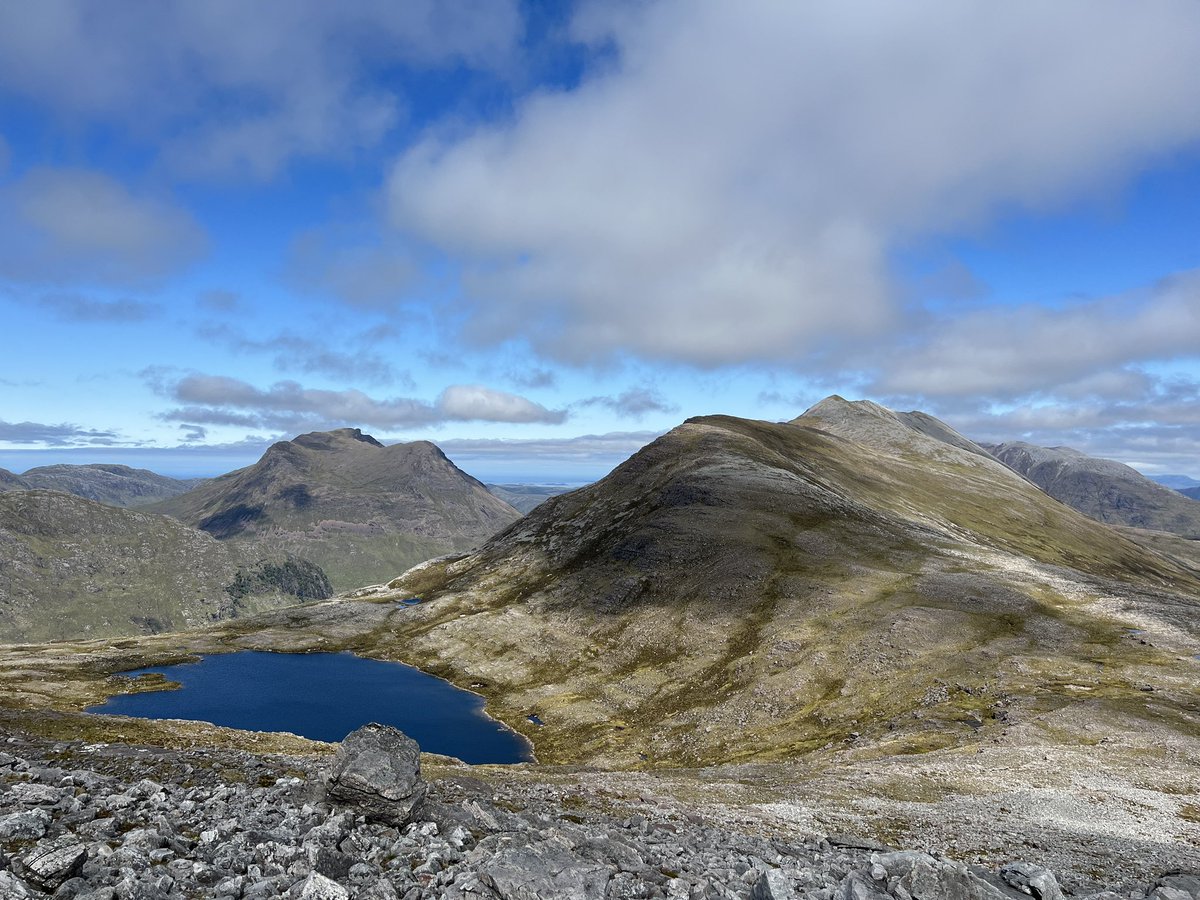 hopper68's tweet image. Not a bad at the office #munro #fisherfield