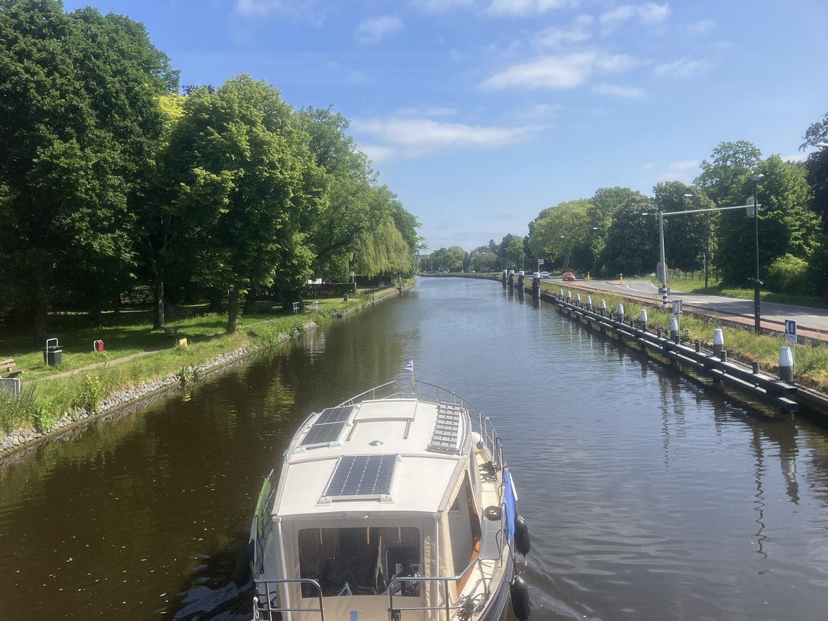 witblok's tweet image. Hardlopen van de Binckhorst naar de Vliet. Lekker afwisselend 😆