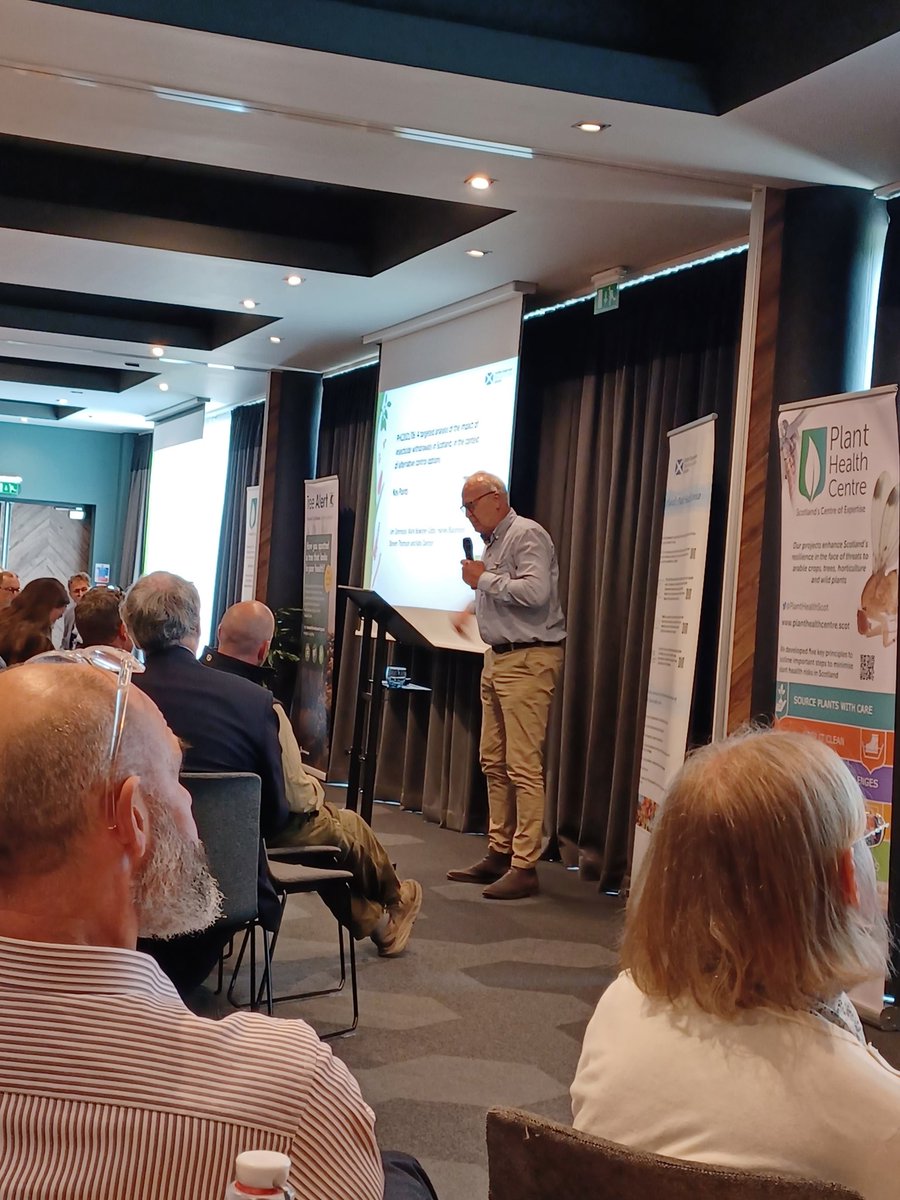 Mark Bowsher-Gibbs @ConsultingSAC on critical pesticide losses and plant sectors most at risk <a href="/adas/">Arun Das</a> <a href="/PlantHealthScot/">Scotland's Plant Health Centre</a> #SPHC23. Predicted production losses a massive 7% to  25% per sector.