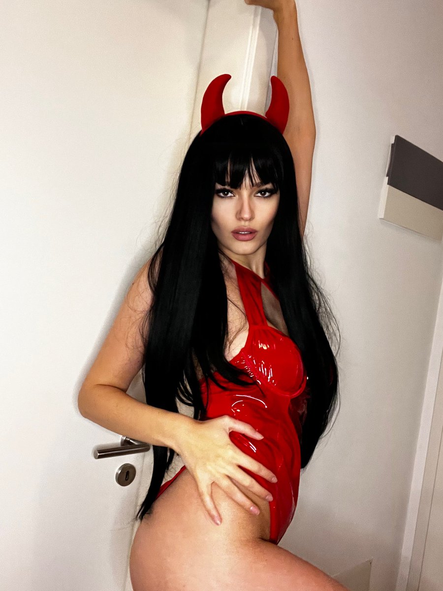 spring_leylax's tweet photo. my OF is still free ;)) #Sex #pvt #teen #porn #amateur #exposed #homemade #leaked #tits #lesbian #girls #blowjob #onlyfans #cum #slut #whore #rape #nudes #nsfw #incest #squirt #anal #horny #pussy #ass #public #nsfwtwt #dick #cock #xxx https://t.co/iGLvUkMspV