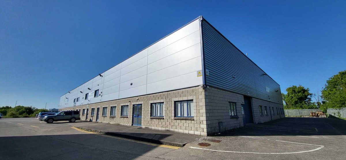 oneillandco's tweet image. 𝗧𝗼 𝗟𝗲𝘁 Modern #commercialunit in Ladytown Business Pk #Naas #Kildare

◙430 sq. m. 
◙Suitable for a variety of uses
◙ Established busy commercial location
◙ Good access  &amp;amp; parking
☎️045 856604 

#commercialproperty #industrialproperty 
oneillandco.ie/property/w5f-l…