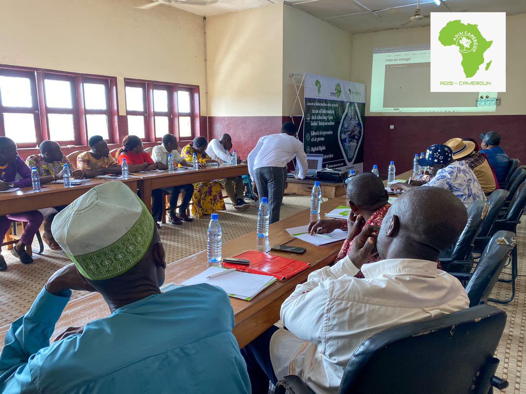 AdisiCameroun's tweet photo. Présentation du #site_web de la commune de Njombé-Penja.
#OSIWA
@NEDemocracy
@MINDDEVEL1
@FEICOM1
@CvucUccc https://t.co/ENc5OfzjbO