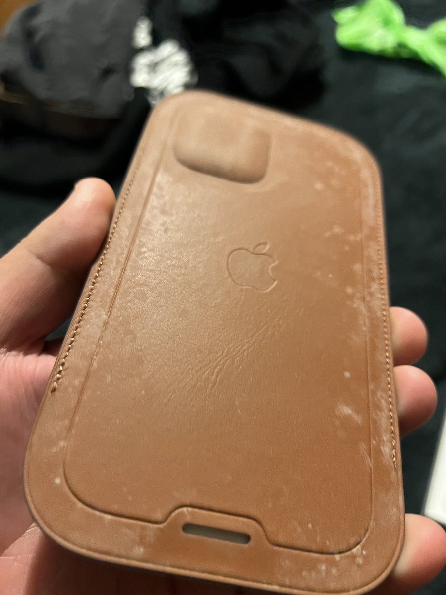 jackbullock's tweet photo. Just received a Apple case for a iPhone 12 and it’s covered in mould
No Apple support channel is able to be spoken to unless I want to buy something - I love Apple but this is not on. @AppleSupport @Apple @AppleTV @applenws https://t.co/3Zh8ZSeKVA