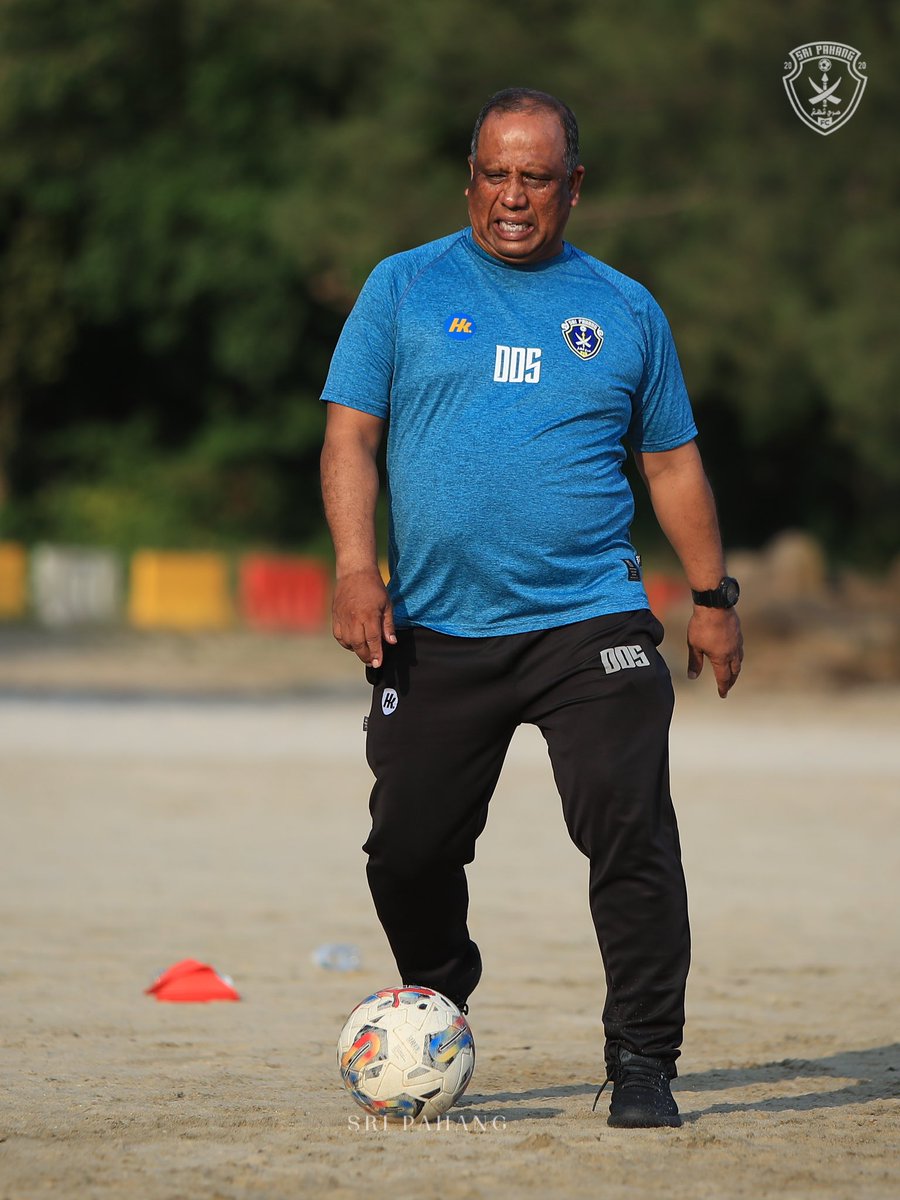 OfficialPahang's tweet photo. ⚽️🏃🏽🏖️

#SriPahang
#WhereLegendsAreBorn
#HakkaClo https://t.co/8xYEBvL16O