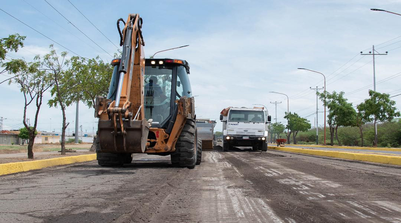 Inician construcción del distribuidor vial Manaure en Falcón 

#IntegraciónEnLaDiversidad

vtv.gob.ve/inician-constr…