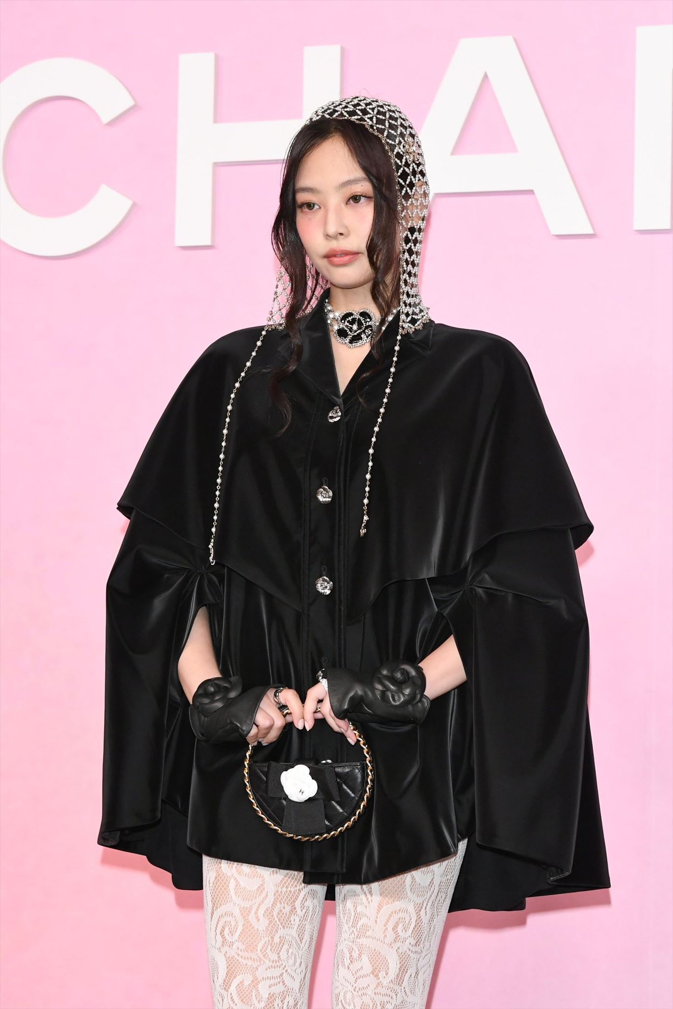 𝙅𝙀𝙉𝙉𝙄𝙀 𝙉𝙀𝙒𝙎 on X: 📸 230601 JENNIE attend the Chanel