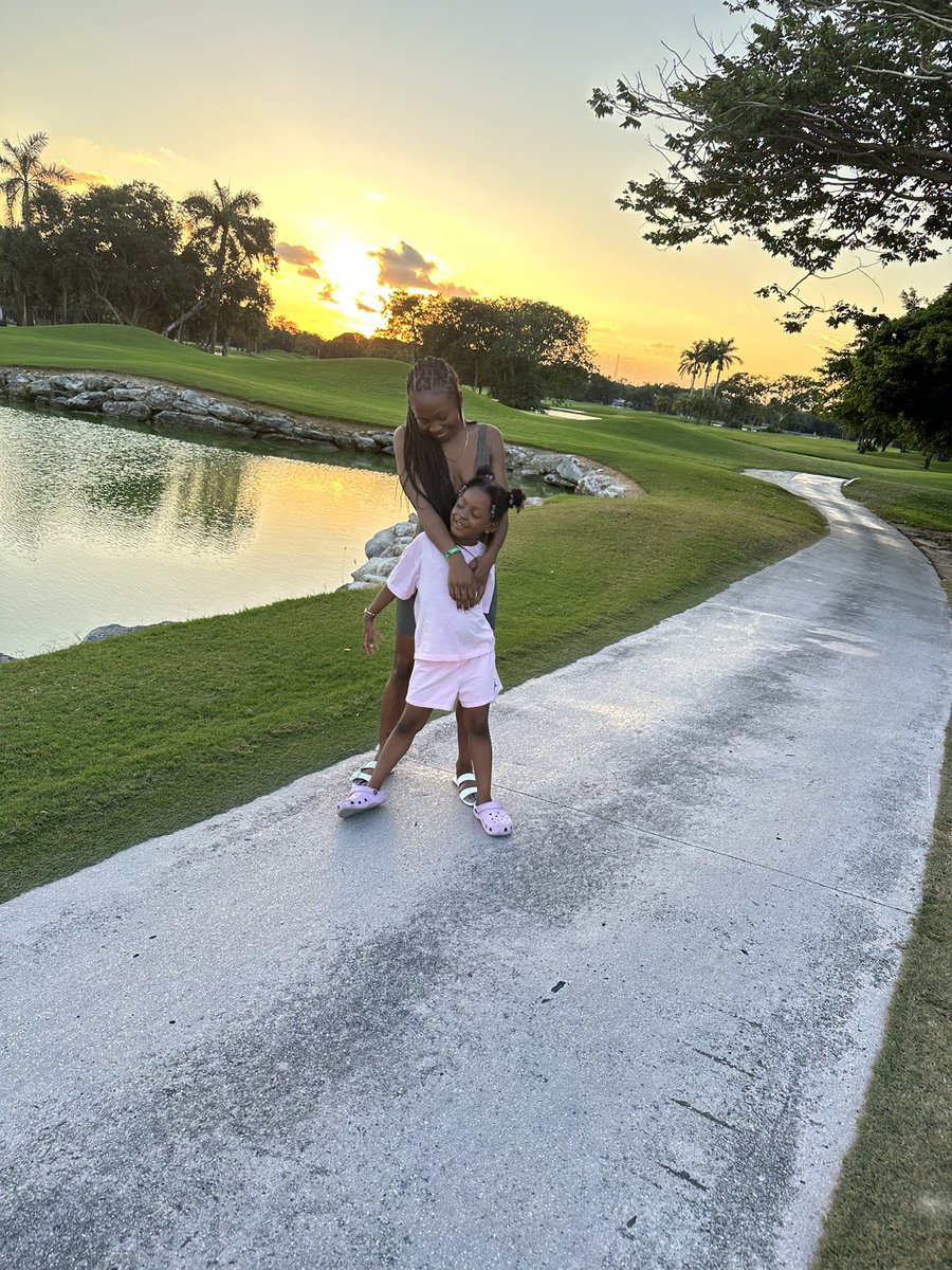 mamadeesdiary's tweet photo. If you’re an #SENParent that’s worried about taking your child on holiday - DO IT!!
Nylah has autism and I was SO worried about taking her so far away from home.
Turns out I had NOTHING to worry about. She had an amazing time living her best life in Mexico.
#AutismAwareness https://t.co/Hddy8dGo53