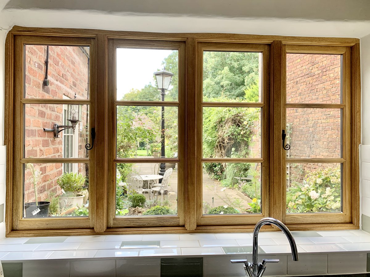 R9 windows offer a classic look with all the modern benefits. Capture your homes view without compromising on function or style 🏡

#windows #r9windows #profixgroup #cottagestylehome #myhomestyle #houseexterior #houseinterior #home #homestyle #housestyling