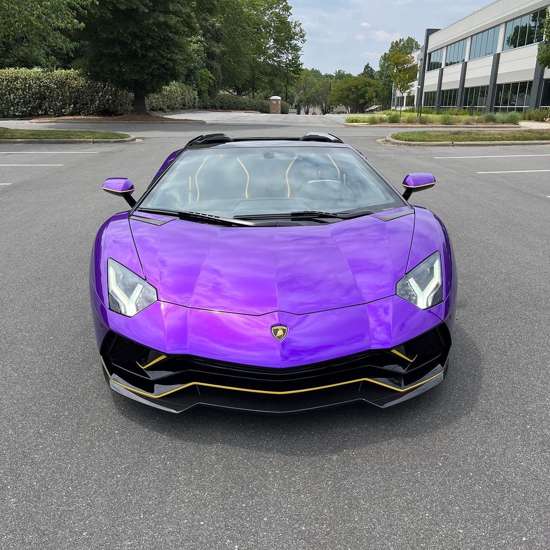 2022 Lamborghini Aventador Ultimae Roadster finished in a