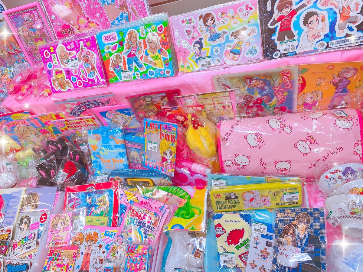 【名古屋の皆様へ】  ⭐️すーぱーレトロEXPO⭐️  2023年6月5日(月)​～6月18日(日)✨  ハンズ名古屋店10Fで開催されます🩷  私は行けませんが レトロ雑貨を送っておきましたので 是非Getしに行って下さい🌺  superretroexpo.club/handsnag… @Hands_Nagoya #すーぱーレトロEXPO #ハンズ名古屋