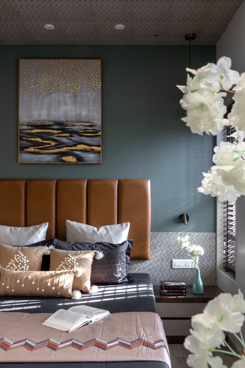 SmitawaniWani's tweet image. Introducing Mr. Khare's meticulously curated interior design, where opulence meets tranquility. 
.
.
#LuxuriousSerenity #InteriorDesignMasterpiece #SubtleColors #RefinedElegance #OpulentLiving #SophisticatedSpaces #IndulgeInLuxury #LuxuryLifestyle #MeticulousCraftsmanship