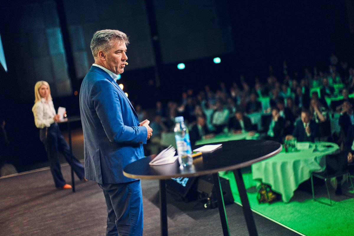 Green Power Denmark (@greenpowerdk) on Twitter photo “Vi har et kæmpe potentiale. Vi kan producere så meget mere grøn energi, end vi isoleret har brug for. Nu skal vi gøre Danmark til et grønt eksportland, hvor vi sikrer, at det bliver en god business for Danmark” slår <a href="/L_Aagaard/">Lars Aagaard</a> fast på #Topmøde23 #dkgreen “Vi har et kæmpe potentiale. Vi kan producere så meget mere grøn energi, end vi isoleret har brug for. Nu skal vi gøre Danmark til et grønt eksportland, hvor vi sikrer, at det bliver en god business for Danmark” slår <a href="/L_Aagaard/">Lars Aagaard</a> fast på #Topmøde23 #dkgreen