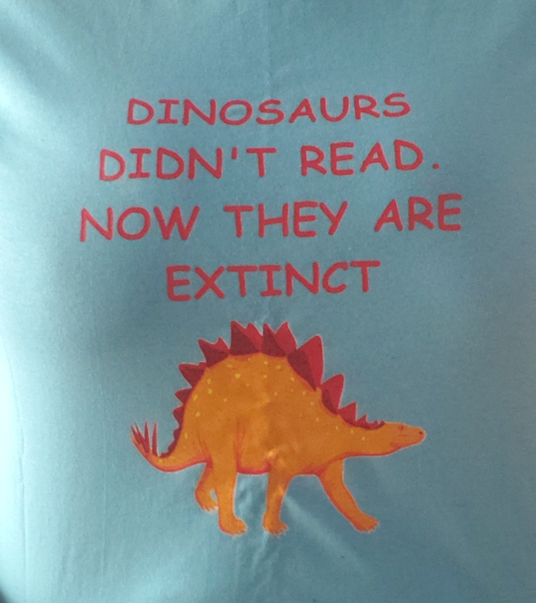 MsQuinnLESA's tweet photo. 165:170 #TshirtSchoolYr Dinosaur Day is here! And #LincolnLionsPride Showcase is tonight. #findyourjoyhere https://t.co/JyFOw2Latq