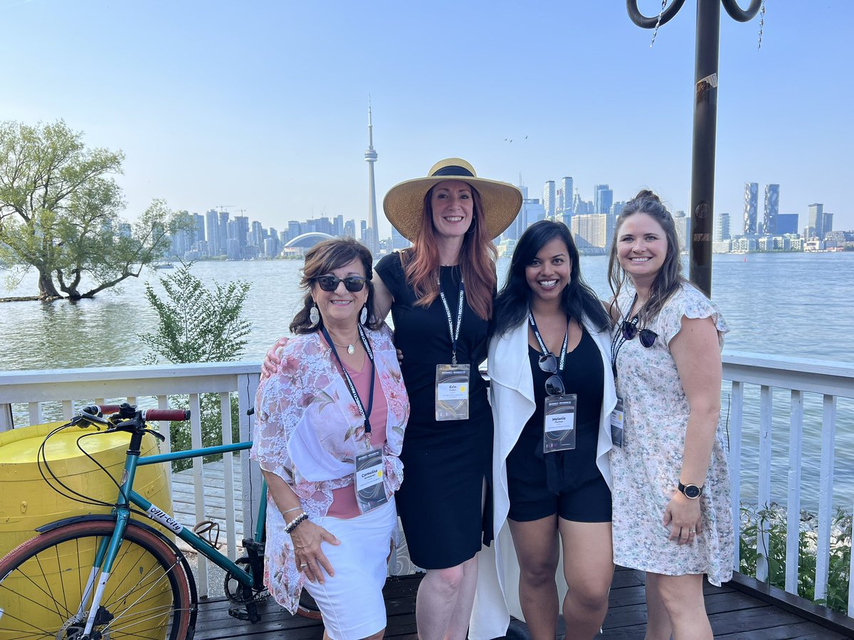 carmmichalenko's tweet photo. Energizing start to #reconnect2023 where 700+ passionate individuals in the community foundation movement  from 20+ countries gather in beautiful Toronto @CommFdnsCanada https://t.co/1eqOQQFFPs