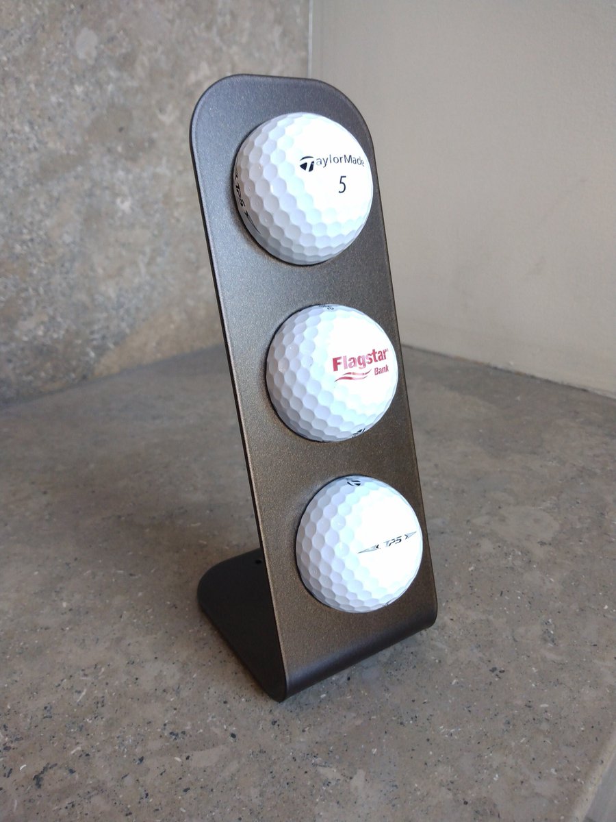 If you know anyone, that knows anyone, that may know a #golfer? Please consider playing this forward! KNOWANYGOLFERS.COM or visit our #Etsy shop: KNOWANYGOLFERS?

#golf #ball #display #golfballdisplay #golfballs #golflife #golfgifts #greatgifts #gifts #interiordecor