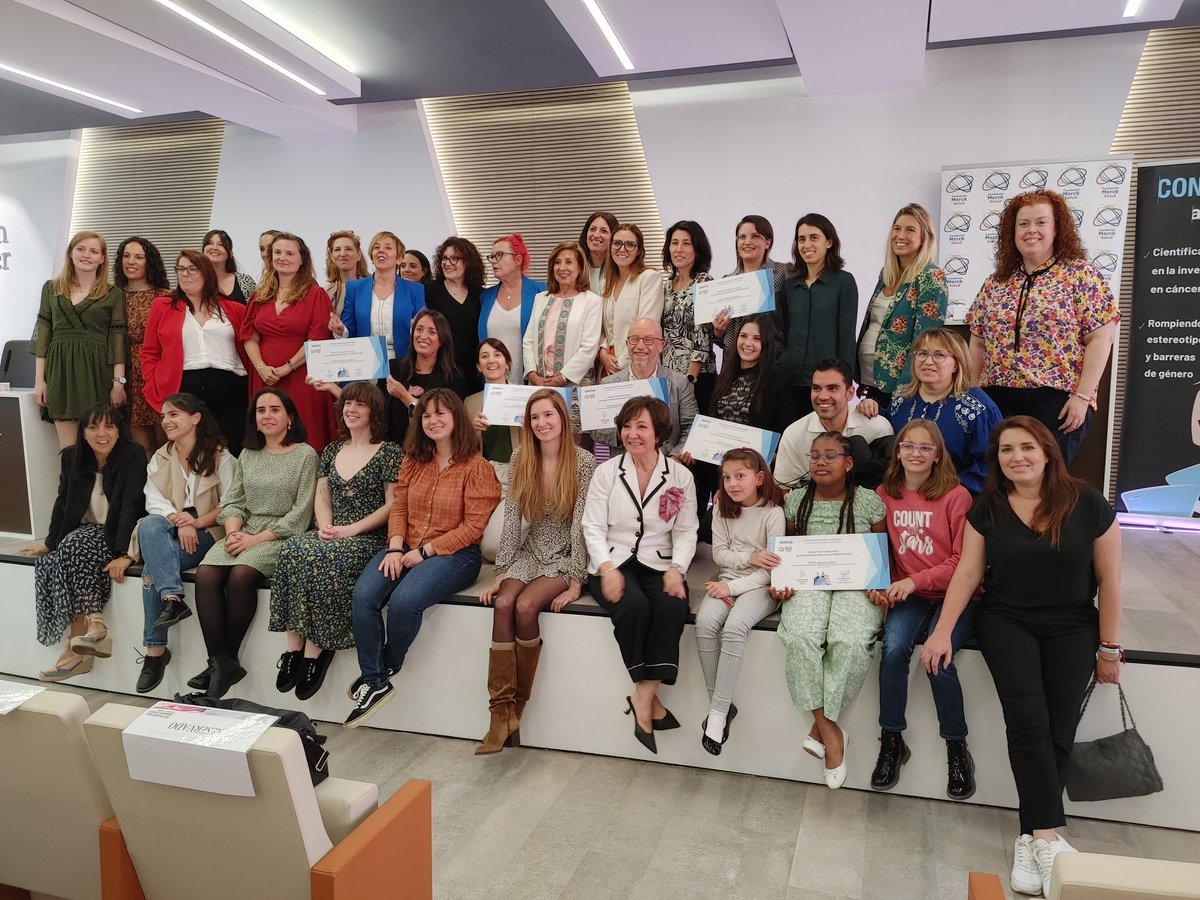 ¡Muchas gracias a tod@s los que nos habéis acompañado hoy en la Gala de los 'II Premios al Impulso de Vocaciones Científicas' ASEICA y @fundmercksalud!🙌🙌

Enhorabuena a las investigadoras premiadas, a los centros educativos y gracias a las participantes en #CONÓCELAS🕵️‍♀️🕵️‍♀️🔎🔎