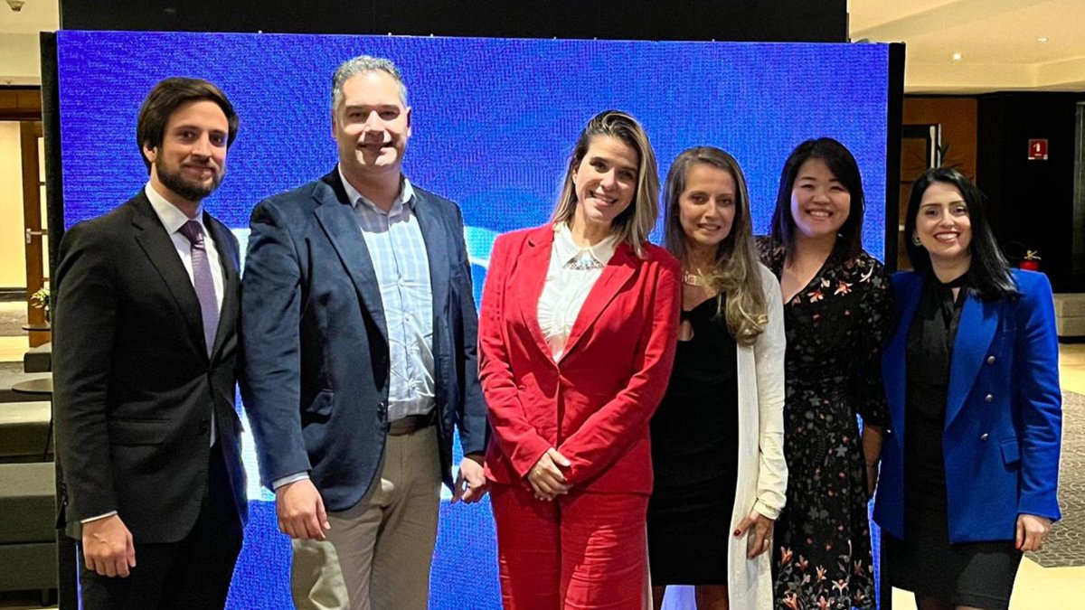 fbalestrin's tweet photo. O @Grupo_Midia homenageou o @sindhospoficial com o Prêmio Líderes da Saúde 2023, na categoria Entidades Setoriais! Acompanhei a cerimônia de premiação na terça-feira, para receber o troféu em nome da equipe. Agradecemos a experiência e reconhecimento! https://t.co/G2sVkeF8W0