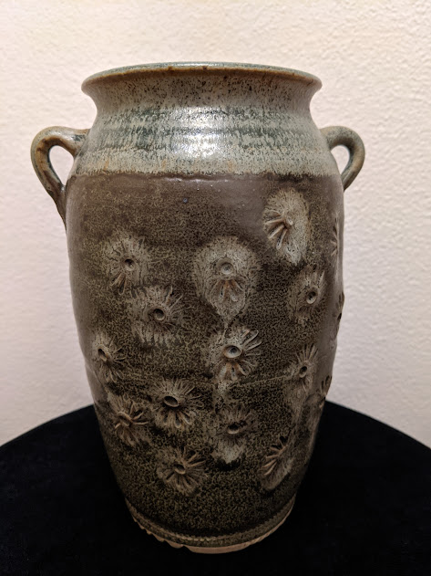 MjceoJacobs's tweet photo. Vintage Grey, Green, Beige, Hand-Thrown Pottery Vase https://t.co/rDlIfjTB5D #thursdaymorning #thursdayvibes #pottery #handthrown #handmade #vintagestyle https://t.co/nWf1oFAGzk