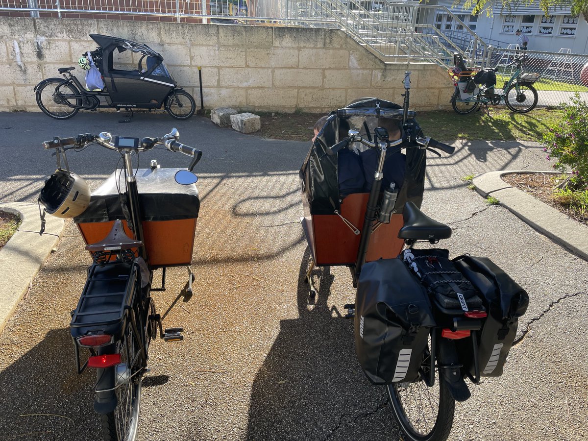 mattroot80's tweet image. When parents at school ask:

“what’s it like having a front box cargo bike?”

I might just hand out this flyer from Dutch Cargo - it’s a perfect summary!

Read the list of benefits and start your shopping here dutchcargobike.com.au