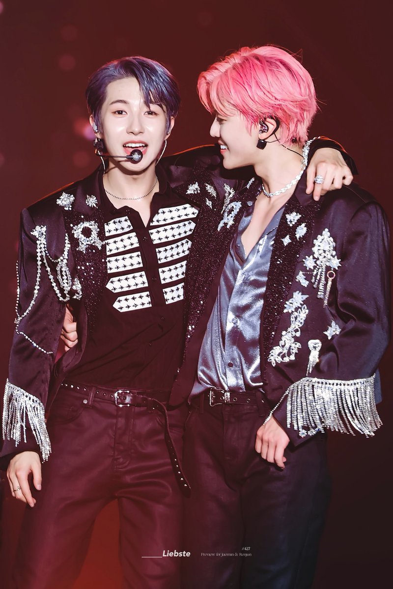 _____Liebste tweet media