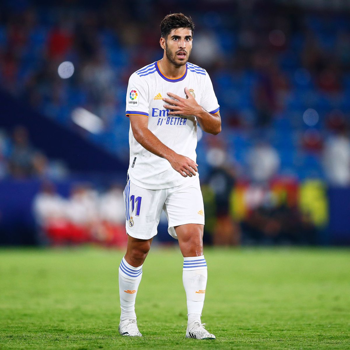 _TransferTalks's tweet image. Marco Asensio is set to leave Real Madrid and join PSG on a free transfer!

He rejected Aston Villa and will sign with Paris SG on a long term deal.

Both club and player reached an agreement over personal terms earlier today. 

Deal Sealed!