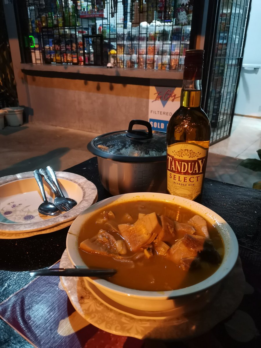 Alterkdapawan's tweet photo. Shat hehehe.
Atm #SandawaP1 https://t.co/t9mmoGd0Kk
