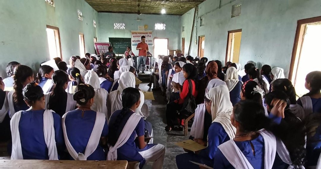 Awareness meeting on Menstrual hygiene and Adolescent Health was held today at Katlicherra Girls High school by RBSK Health Team from Katlicherra BPHC 
@nhm_assam @dc_hailakandi @DiproHailakandi