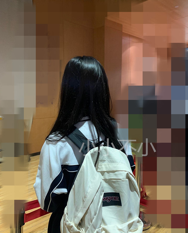很快就要放暑假了  小小想找一份暑假的工作
#不知道哥哥們有沒有推薦好一點的工作呀
#學生找工作好找嗎 ？
#轉推希望得到更多人的建議哦感恩❤ https://t.co/NqnMZE2oQD