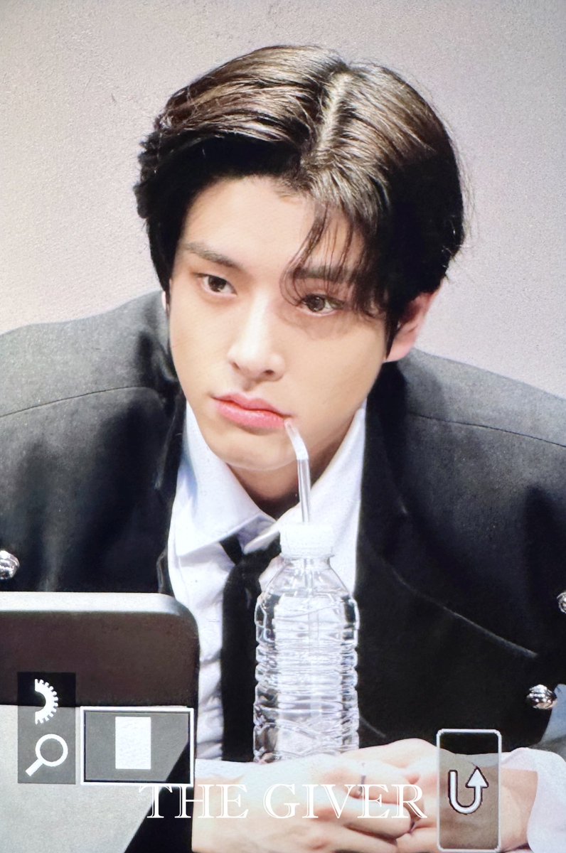 jakesarchive's tweet photo. SIR SIM JAEYUN IS SO FINE #JAKE https://t.co/EVv5u2ncBE