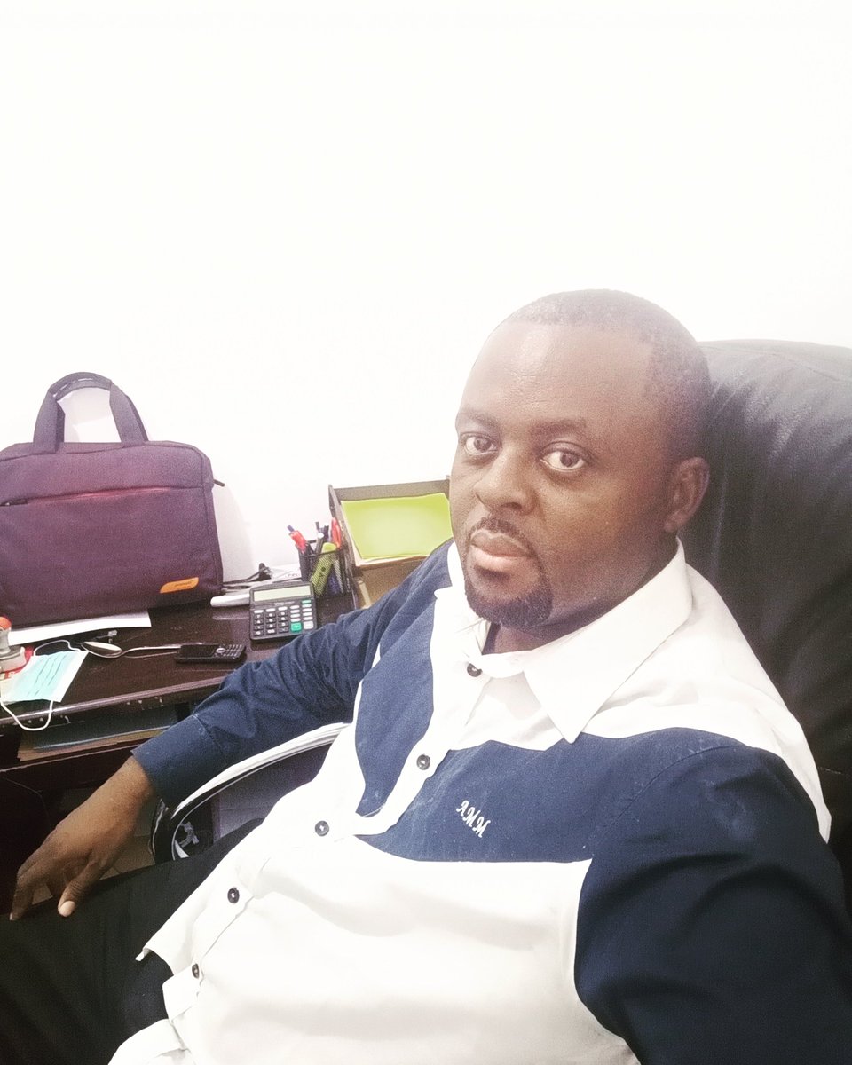 angemandrier1's tweet photo. Excellent et fructueux mois de juin Africa 🎉💪🏽
Que ce mois qui termine le premier semestre de cette année nous soit favorable et productif. 
#Travail #Résolutions 💪🏽🤝🏽
-AM- https://t.co/HupE5P3O1Y