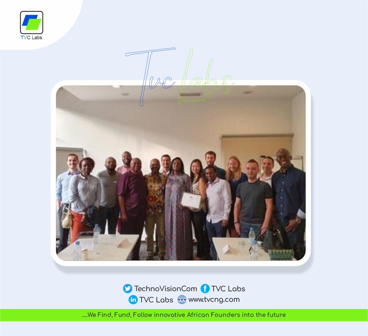 "Alone we can do so little, together we can do so much."

Here's a throwback photo of our CiC, <a href="/TomiDee/">TD</a> with other angels from Dakar Network Angels (DNA) in 2019!