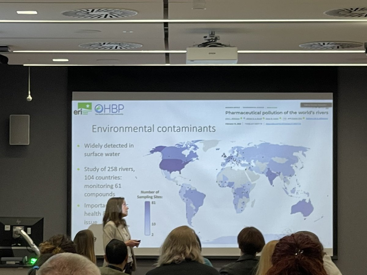 Great to meet @LydiaNiemi from @ThinkUHI today at #EnvChem2023. Really interesting talk on innovation data visualisation tool to explore relationships between pharmaceutical prescribing and environmental occurrence.