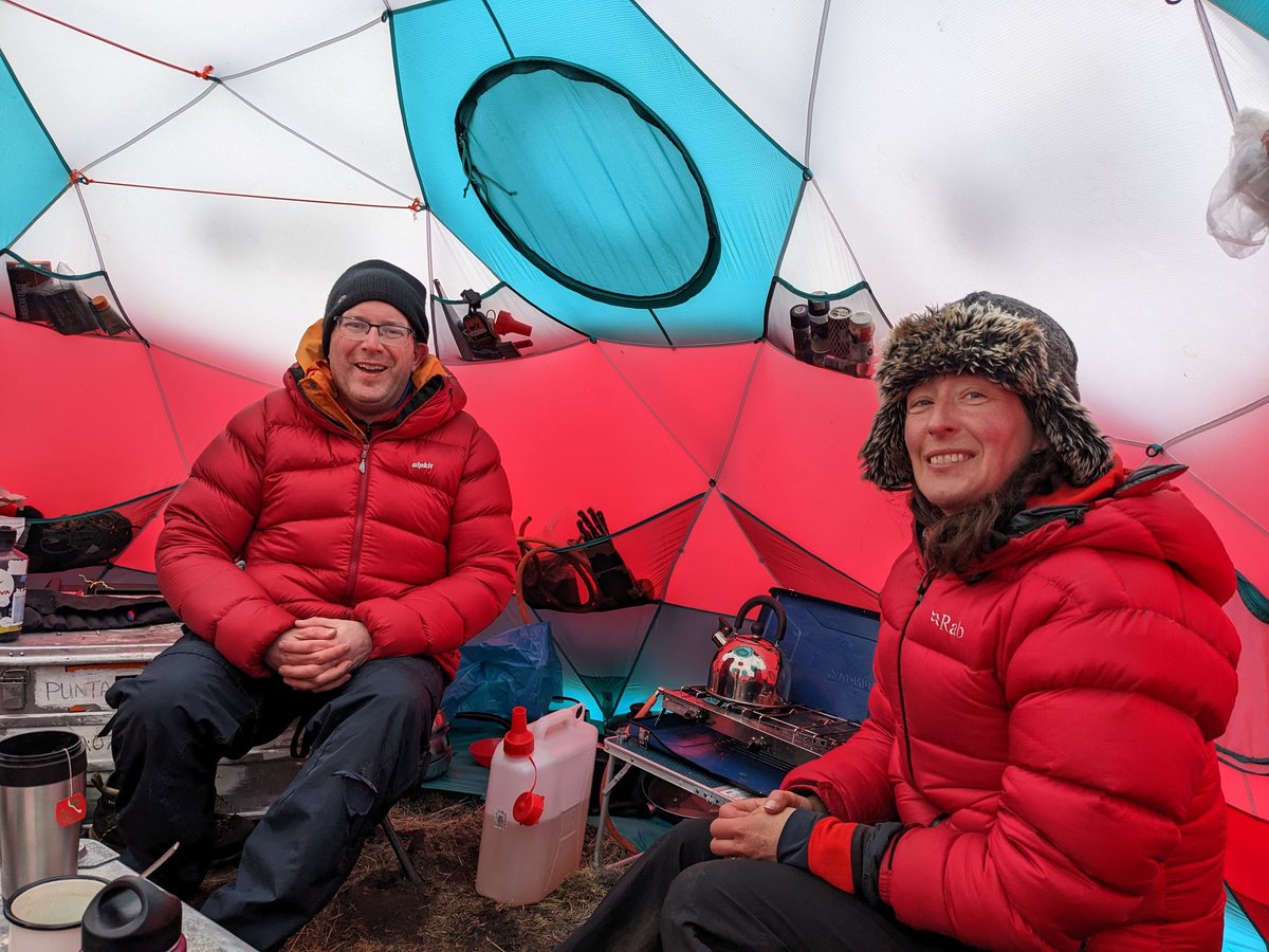 A cold trip with team SLIDE, installing all the geophysics toys and getting cold toes. Hurry up meltwater!