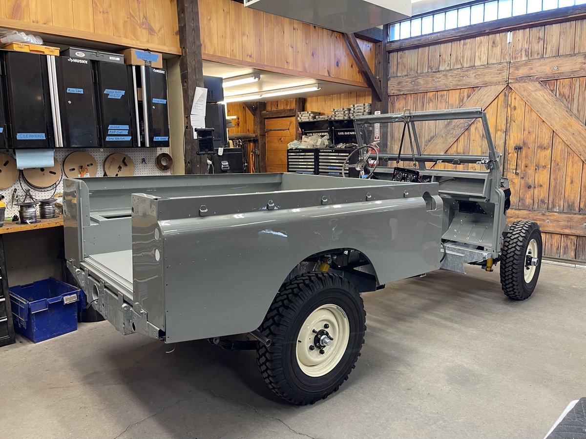 N_Am_Overland's tweet photo. 1968 Series IIA 109" Land Rover
#landrover #restoration #midgrey #vintagebritish #cars #automotive #letsdothis💪 #Fullrestoration #landrover109 #mytruck https://t.co/wpkuIoUuGC