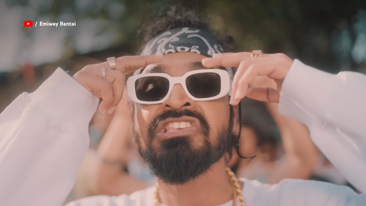 YouTubeIndia's tweet photo. me looking for who asked https://t.co/lDGhugcROp