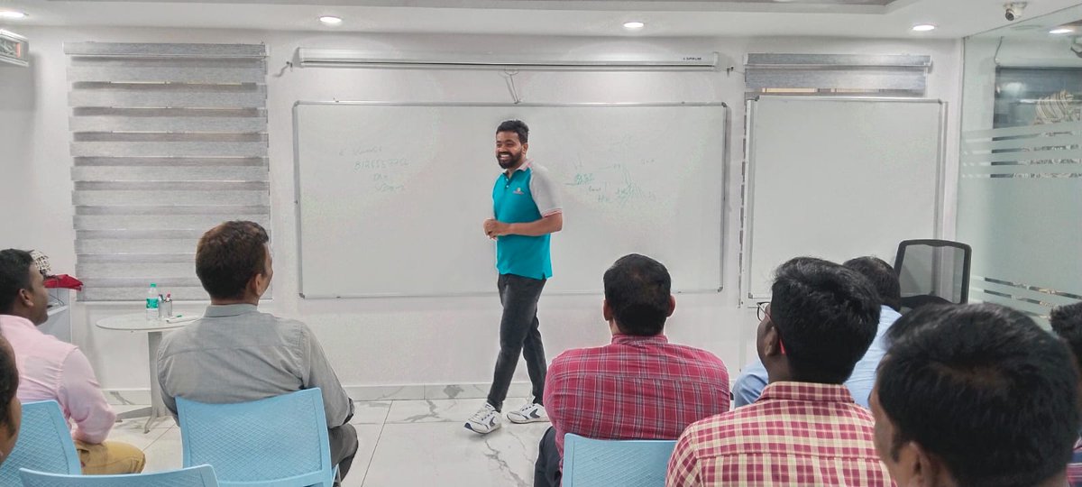 HoneyyGroup's tweet photo. Today's training is a valuable opportunity for our newcomers to thrive and excel in their roles. By participating in this comprehensive training program, they will gain the knowledge, skills.
#newemployee #employeeengagement #NewEmployeeTraining #honeyygroupemployee #FutureLeader https://t.co/LkrL0Sb2O8
