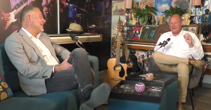 Uitzending gemist? In deze aflevering van 'In Gesprek Met' is Robert-Jan Van Enschot  te gast bij Jan-Willem van den Akker in de Media Presentaties studio. dtvnieuws.nl/fragmenten/vid…