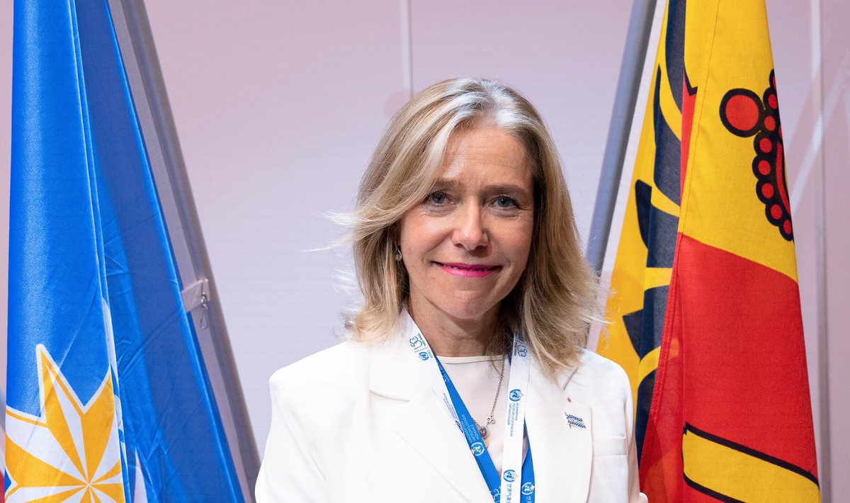 World Meteorological Organization (@wmo) on Twitter photo Celeste Saulo of <a href="/SMN_Argentina/">SMN Argentina</a> will become WMO's 1st female Secretary-General. She will lead efforts to monitor and tackle #climatechange and increasingly extreme weather.
#EarlyWarningsForAll will be a priority to protect the vulnerable.
#MeteoWorld
🔗bit.ly/3WG0ehT Celeste Saulo of <a href="/SMN_Argentina/">SMN Argentina</a> will become WMO's 1st female Secretary-General. She will lead efforts to monitor and tackle #climatechange and increasingly extreme weather.
#EarlyWarningsForAll will be a priority to protect the vulnerable.
#MeteoWorld
🔗bit.ly/3WG0ehT