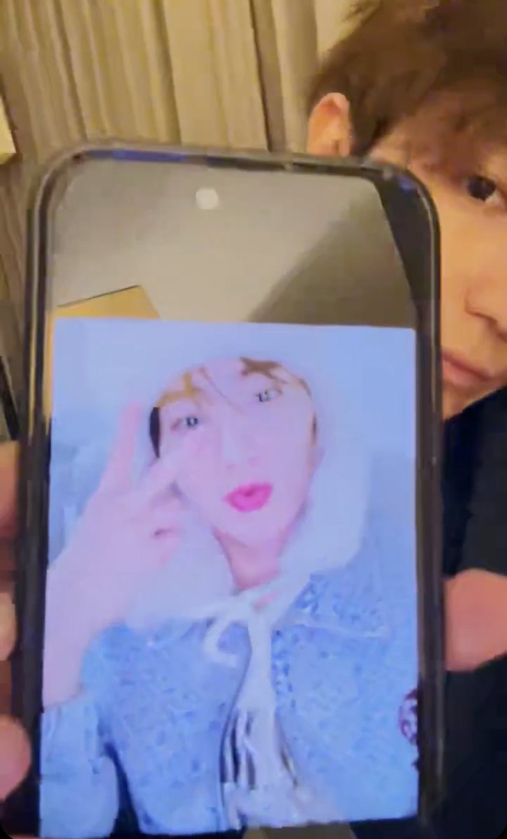 털모자 셀카 그냥 올려주세요 🥹🥹🥹