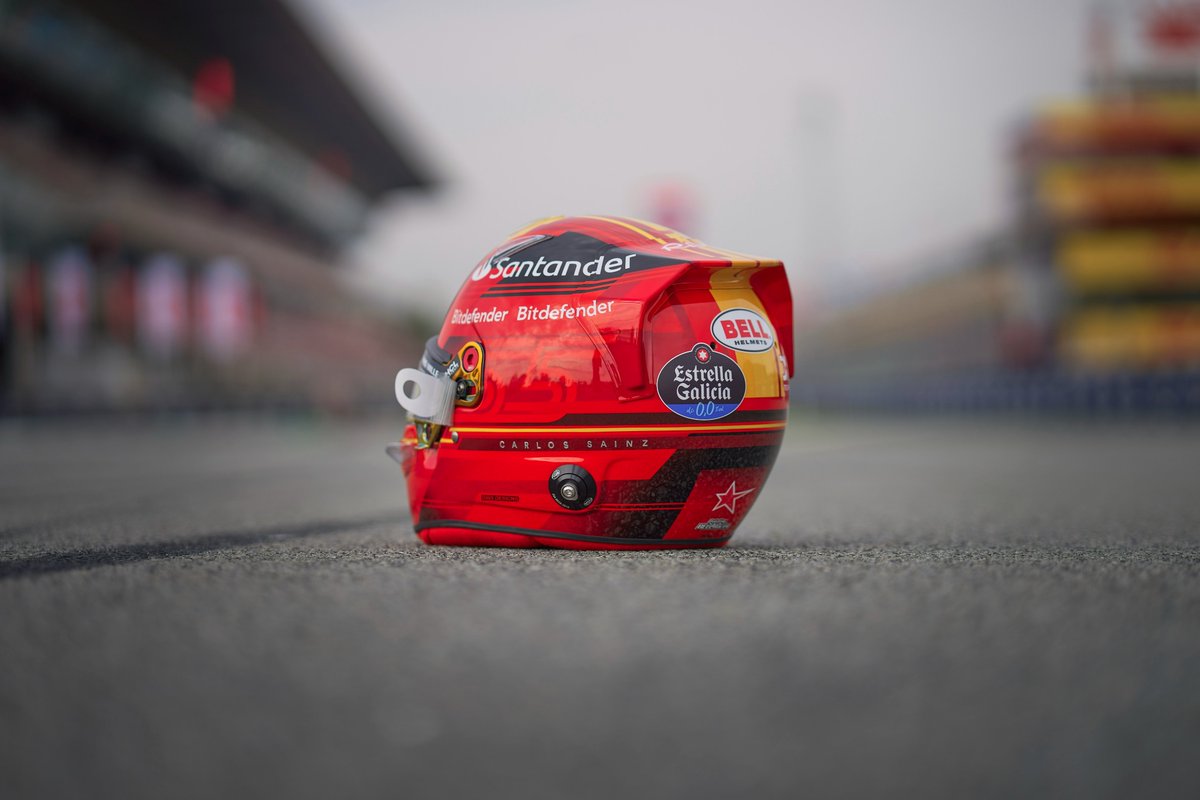Carlos Sainz'ın İspanya GP'sine özel kaskı...

#SpanishGP🇪🇸 #F1 #F12023 #raceweek #helmet #carlossainz