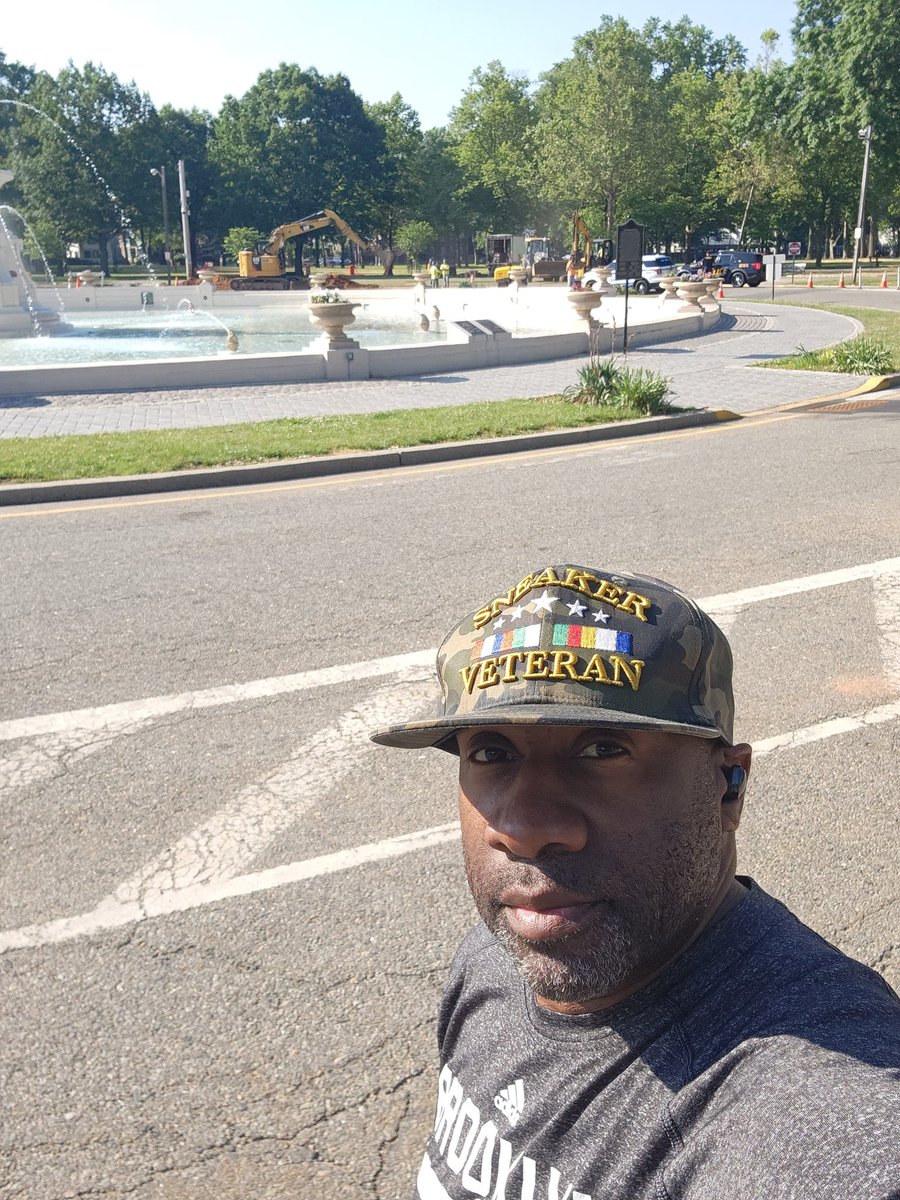 OneTwoTray's tweet photo. Get Up and Get To It!!
#walkWITHme #aBETTERme #ifIcanUcan #healthISwealth #50LYFE #1dayATAtyme #liveLYFE #tmrISNOTpromised https://t.co/nFyjnm62Md