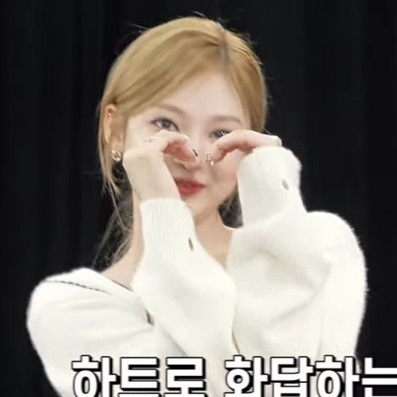 nijgning's tweet photo. @JOYATEENS @JOYATEEN semoga setelah ini, kita bisa lebih dekat lagi, selalu dikelilingi hal hal baik, dan bisa bertemu lagi di joya secepatnya (HARUS). i love you all so much, this has been teenify yeshi, bye bye. 

eh ga bye, coba fortify scan ini dulu. @JOYATEEN @JOYATEENS https://t.co/zLqUSDEc0A