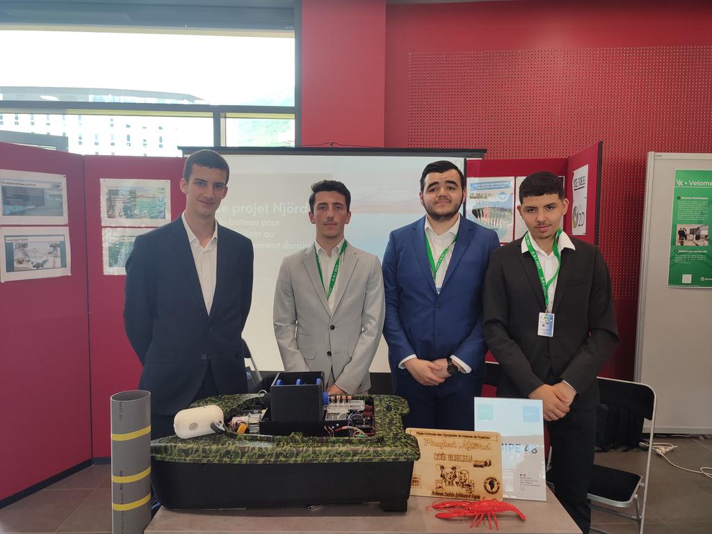 SII_Versailles tweet media