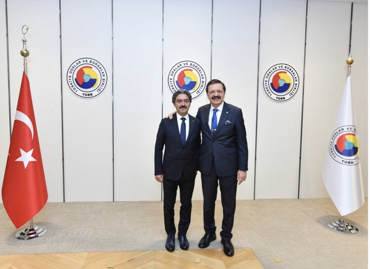 Şahsımı,TOBB Yüksek Disiplin Kurulu Üyeliğine yeniden layık gören başta Başkanımız Sn. <a href="/RHisarciklioglu/">Rifat Hisarcıklıoğlu</a>'na <a href="/TOBBiletisim/">TOBB</a> delegelerimize <a href="/geredetso/">GEREDETSO</a> ve iş dünyamız adına şükranlarımı sunuyorum.