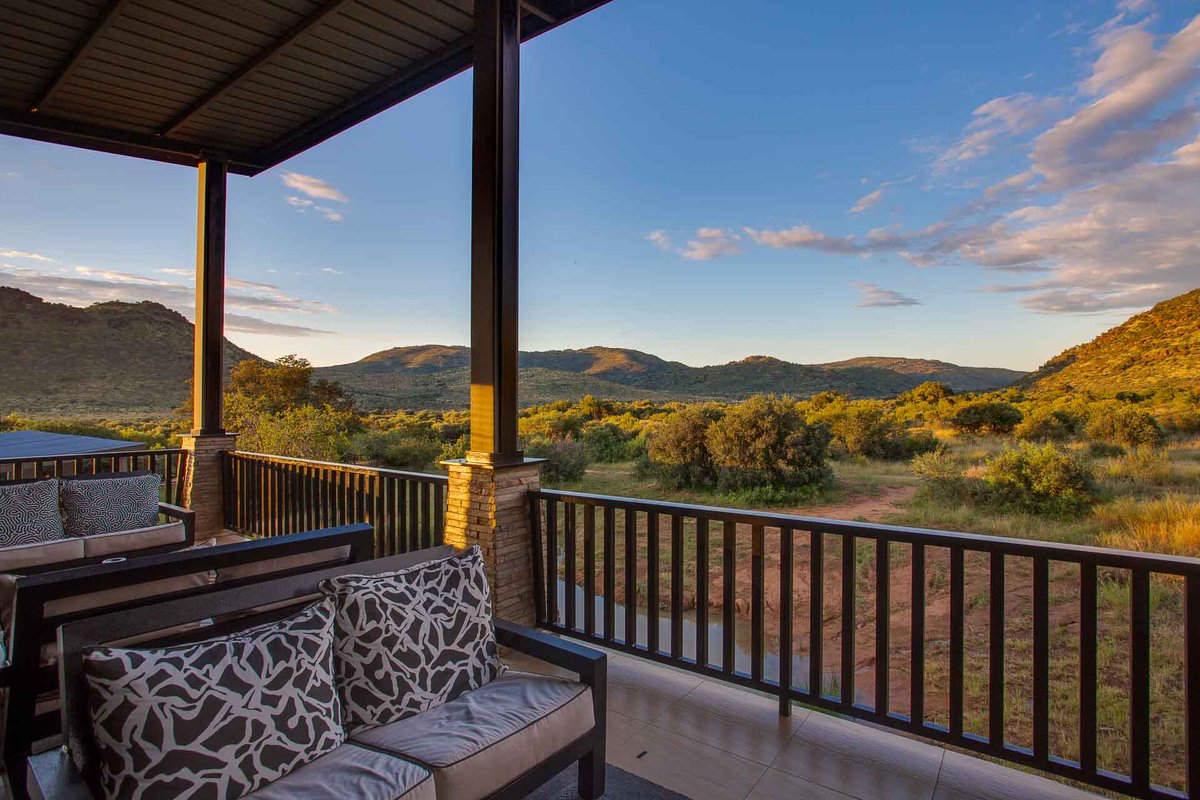 shepherdstreegl's tweet photo. We cannot wait to welcome you to our sensational slice of wildlife heaven. Learn more about our luxury 5-star lodge, which is situated in the magnificent Big 5 Pilanesberg Game Reserve, by visiting our website https://t.co/cNsOfoFVHt https://t.co/kMto7NWcVD