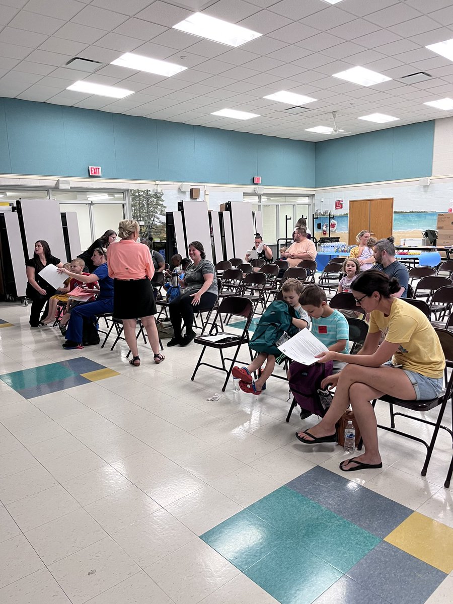 JoanGrassi's tweet image. It is Kindergarten Orientation Day @VioletAllStars! One of our favorite days of the year! Welcome Future All-Stars! #mylsps