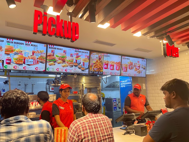 Rjyupdates's tweet photo. #KFC

Location: 1st Floor, reliance smart bazar road Syamala Nagar, 

#Rajamahendravaram, 
#AndhraPradesh 
#Rajahmundry
#Vizag
#Vijayawada
#Kakinada
#Hyderabad 
#Nellore
#Guntur
#Elluru https://t.co/5coael6HVg