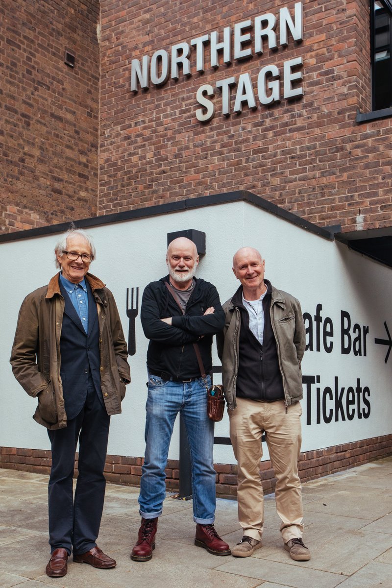 Huge thanks to @KenLoachSixteen Paul Laverty & @WEFoodbank for joining us for the stage premiere of #IDanielBlake at @northernstage last night! Amazing coverage on @BBCLN @BBCBreakfast & @BBCr4today bbc.co.uk/iplayer/episod…, a standing ovation & 5 stars in @TheStage 📷 @VonFoxUK