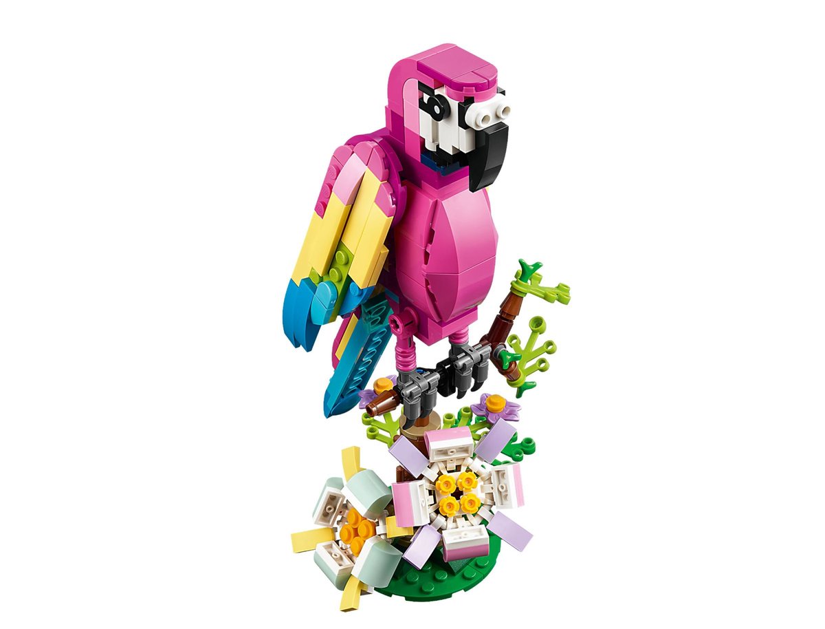 New LEGO Creator Pink Parrot set revealed

Release: August 1st
Price: $19.99
Pieces: 353

#legonews #legoleaks #lego #parrot