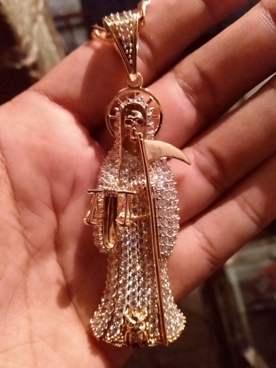 Gracias por otro mes más, mi santa muerte. 💀❤️🙏